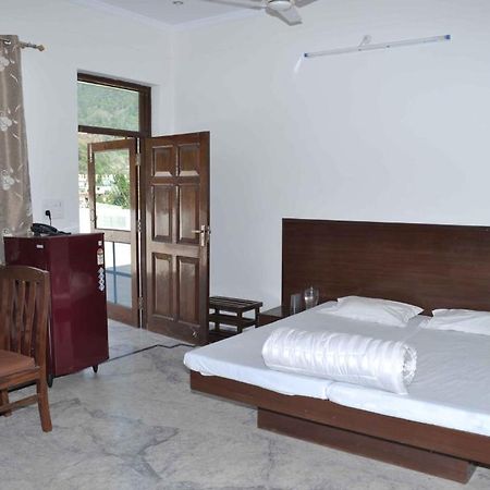 מלון רישיקש Shivanta Residency חדר תמונה