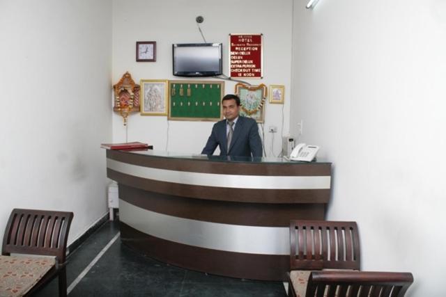 מלון רישיקש Shivanta Residency מראה חיצוני תמונה